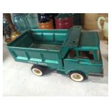 Structo dump truck 12'
