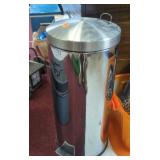 Modern trash can 10 gal