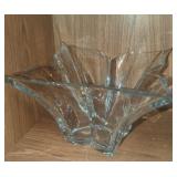 Leaded glass centerpiece server very pretty 6x10