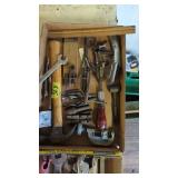 Tray lot of hand tools