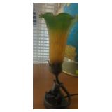 Tiffany style table top lamp tulip shade