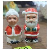 Retro Salt & Pepper Mr. & Mrs Santa Clause