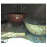 Retro plastic tray and Texas wear mixing bowls