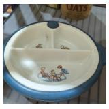 Vintage Majestic Child Warming Dish  w Handles