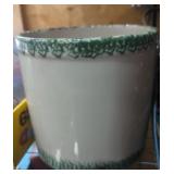 Roseville spongeware crock