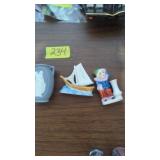Occupied Japan. Lot of three figurines