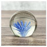 Lorenzo Glass Peter Pan Flower Paperweight