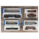 HO Scale Model Train Cars