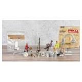 Model Railroad Figures & Accessories