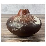 Black Horse Native American Hozoni Pot