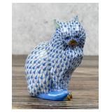 Herend Fishnet Hand Painted Cat Sitting 5383