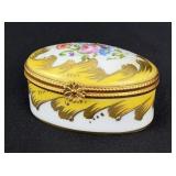 Limoges Decor Main Porcelain Trinket Box