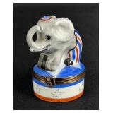 Limoges Peint Main Porcelain Trinket Box Elephant