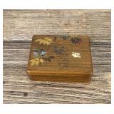 Meiji Period Japanese Shibayama Inlaid Box