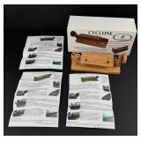 Cyclone Fly Tying Dubbing Brush Spinner