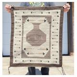 Navajo Indian Pictorial Vase Feathers Rug