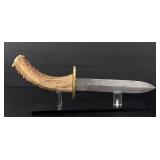 Damascus Steel Deer Horn Handle Knife