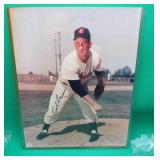 Bob Lemon SIGNED 8x10' Photo With COA Indians