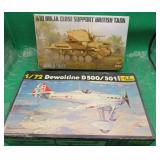 2x Military Model Kits British Tank & Heller Plane