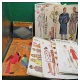 Vinatge Sewing Kit & Patterns Lot 7x Patterns +