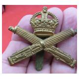 WWI British Army Machine Gun Corps Cap Badge OLD
