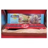 Athearn Trains Southern Pacific Box Car Model Kit