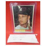 1961 Topps Roger Maris Vintage Baseball Card #2