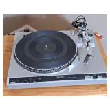 Technics SL-220/SL-220A Turntable