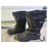 Baffin Boots Size 5