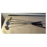 4 Golf putters
