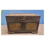 Vintage Storage Box 20' ï¿½ 11' ï¿½ 12.5' tall