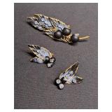 Vtg Austrian Goldtone Black Leaf Berry Brooch Set