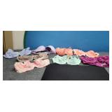 8) Ladies Sexy  Bras Size 38 D