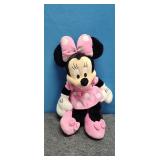 Disney Park Minnie Mouse Stuffed Toy
