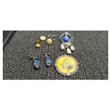 Vtg Fashion Brooches & ScrewBack Earrings