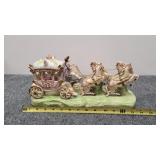 Capodimonte Porceilan Royal Horse-Drawn Carriage