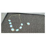 Victorian-Style Necklace Oval Opalescent Stones