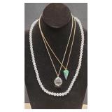 3) Great Crystal Necklace