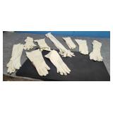8) Pairs Vintage Ladies White Gloves
