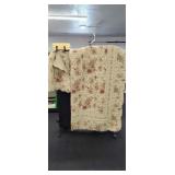 89' ï¿½90' Bed Cover with Matching Pillow Covers