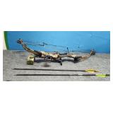 Camouflage Outlaw Compound Bow & 2 Arrows