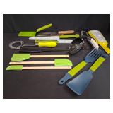 15) Kitchen Utensils & Tools