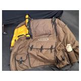 Insulated Mud River Kennel Cover