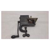 Clean Cut Cast Iron Pinker Pinking Machine