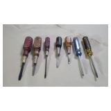 5 Wood Handle & 2 Regular Handled Screwdrivers