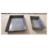 Vintage Graniteware Baking Pans 12'ï¿½9' & 10'ï¿½6'