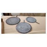 3) Vintage Graniteware Frying Pans Lids 10 - 12'