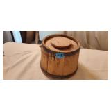 Primitive Barrel Caped Container