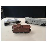 Vtg Lionel Postwar O Guage Rail Cars & Caboose