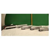 Lionel Amtrak O Gauge engine & 4 passenger cars